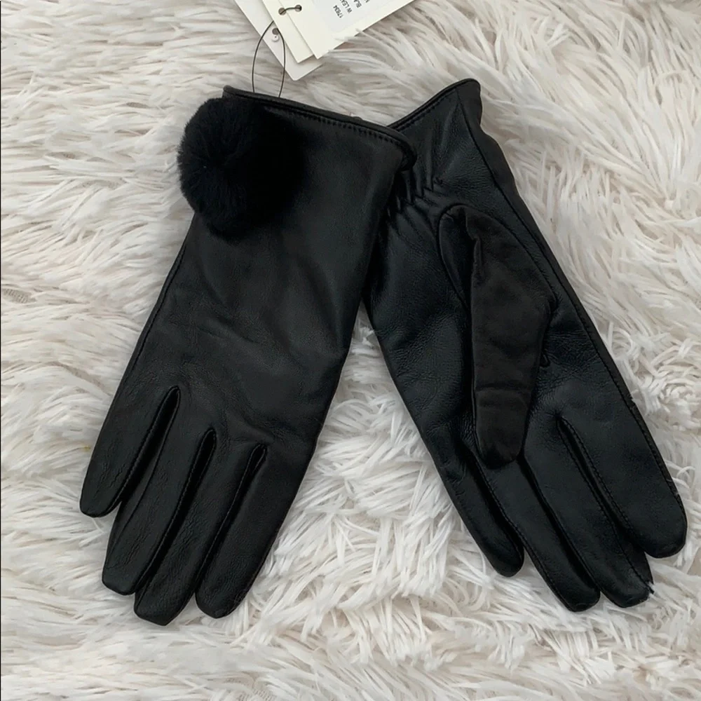 UGG genuine dyed shearling Pom Pom leather gloves